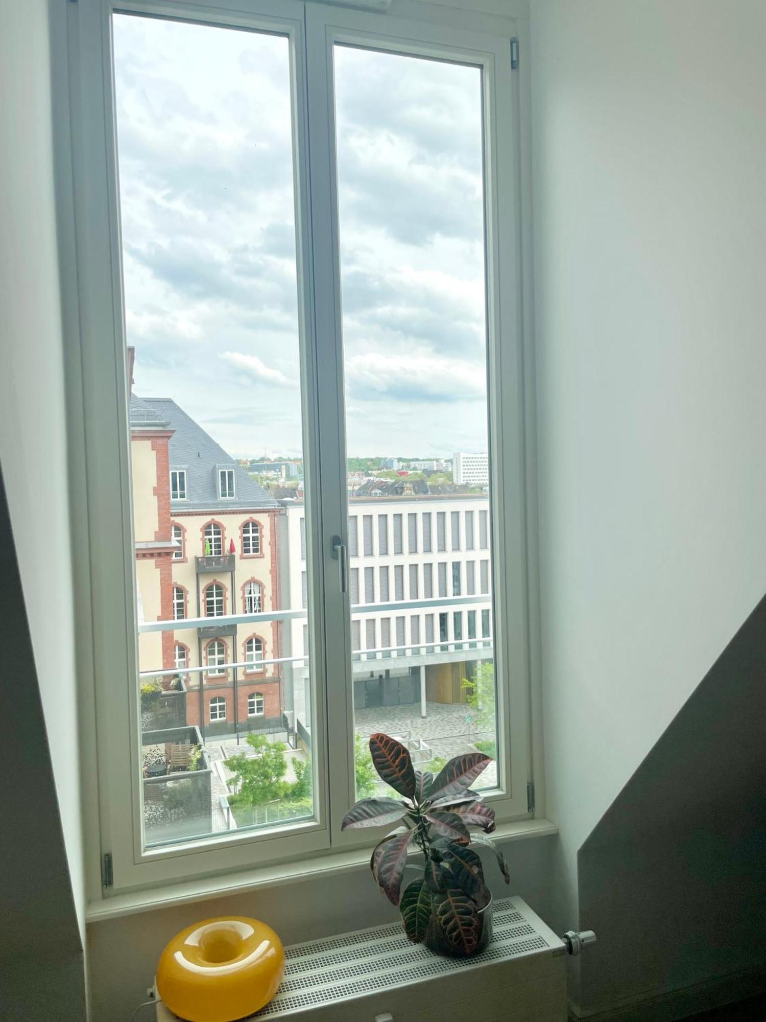 Super Zentrales Design-Apartment Wiesbaden Exteriér fotografie
