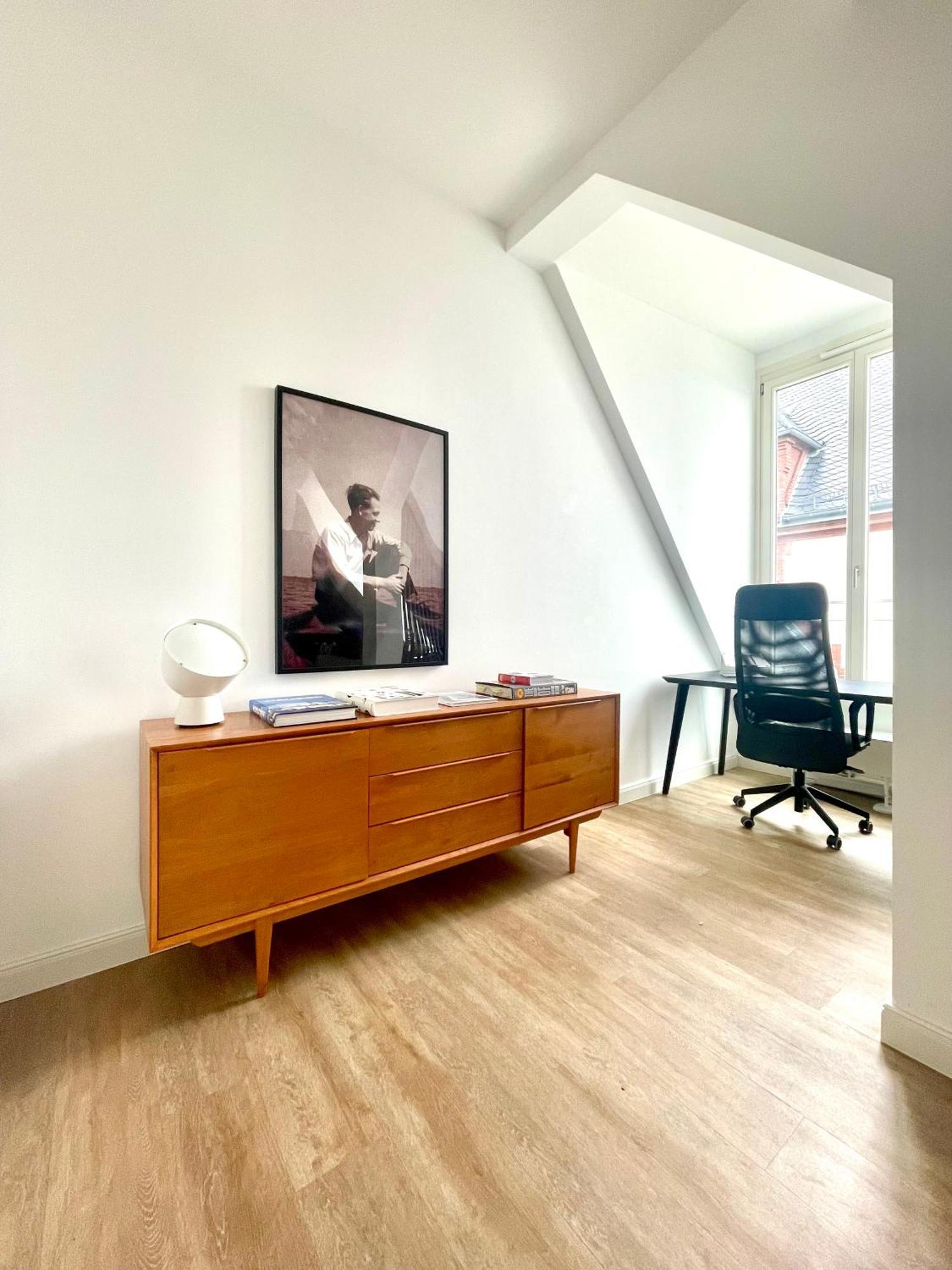 Super Zentrales Design-Apartment Wiesbaden Exteriér fotografie